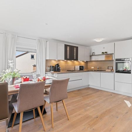 Goldcream Suites - Modern - Netflix - Free Parking Guntzbourg Extérieur photo