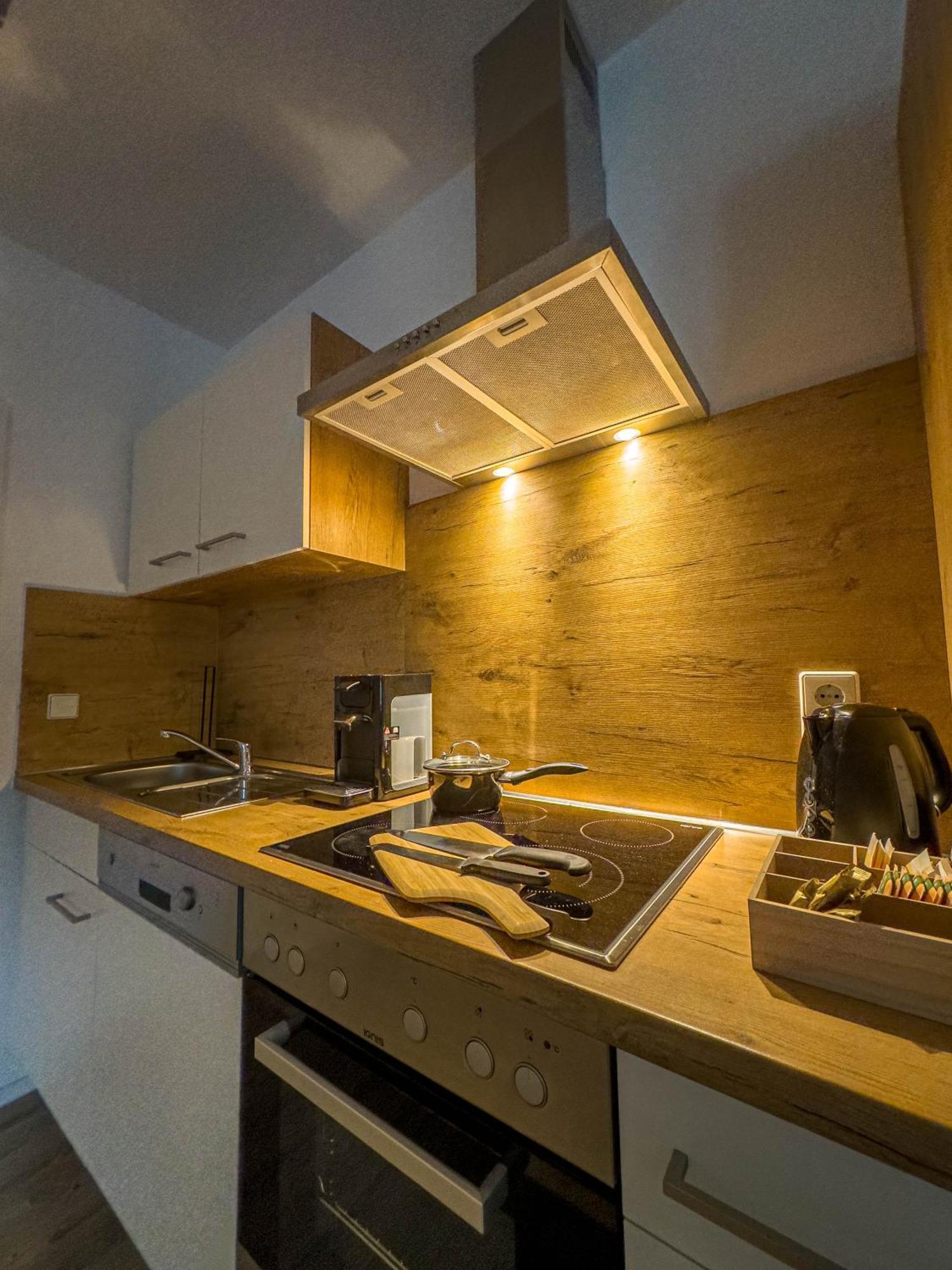 Goldcream Suites - Modern - Netflix - Free Parking Guntzbourg Extérieur photo